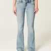 Blugi bootcut cu talie joasă Blugi bootcut cu talie joasă