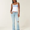 Blugi bootcut cu talie joasă, spălați ușor, cu broderie și rupturi Blugi bootcut cu talie joasă, spălați ușor, cu broderie și rupturi
