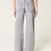 Blugi largi, cu talie joasă, de culoare gri Blugi largi, cu talie joasă, de culoare gri