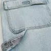 Blugi largi, de culoare deschisă, pentru pictori Blugi largi, de culoare deschisă, pentru pictori