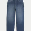 Blugi largi, de culoare închisă, cu croi skater Blugi largi, de culoare închisă, cu croi skater