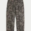 Blugi largi de pictor Camo Skater Blugi largi de pictor Camo Skater