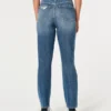 Blugi mom jeans cu talie ultra înaltă, spălați mediu și rupți Blugi mom jeans cu talie ultra înaltă, spălați mediu și rupți