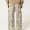 Blugi super largi camuflați Blugi super largi camuflați