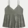 Cami babydoll cu guler halter, în stil broderie ușoară Cami babydoll cu guler halter, în stil broderie ușoară