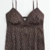 Cami din satin cu dantelă Cami din satin cu dantelă
