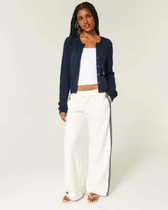 Cardigan cu ochiuri