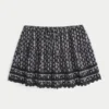 Fustă-pantalon mini cu dantelă Fustă-pantalon mini cu dantelă