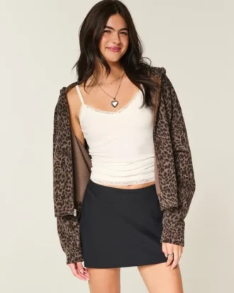 Fustă-pantalon mini cu talie înaltă și croi în A