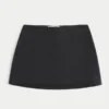 Fustă-pantalon mini cu talie înaltă și croi în A Fustă-pantalon mini cu talie înaltă și croi în A