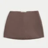Fustă-pantalon mini cu talie înaltă și croi în A Fustă-pantalon mini cu talie înaltă și croi în A