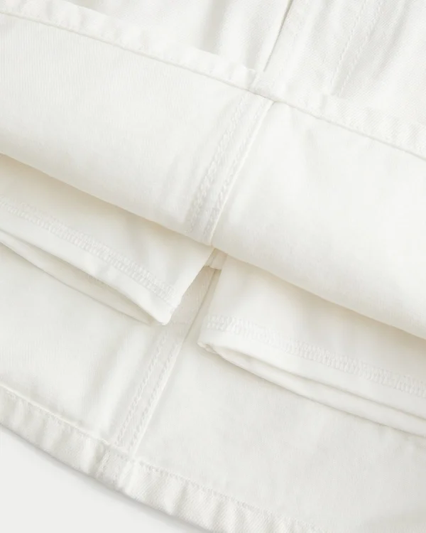 Fustă-pantalon mini din denim alb, cu talie joasă Fustă-pantalon mini din denim alb, cu talie joasă