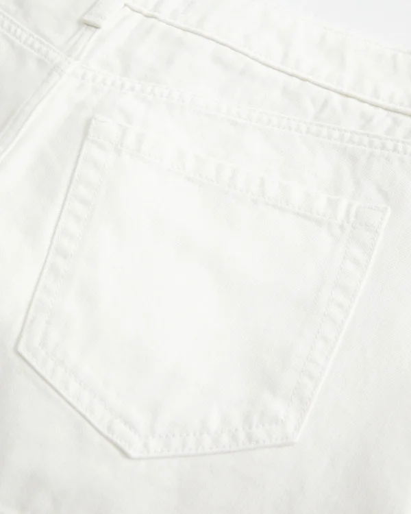 Fustă-pantalon mini din denim alb, cu talie joasă Fustă-pantalon mini din denim alb, cu talie joasă