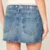 Fustă-pantalon mini din denim brodat, cu talie joasă Fustă-pantalon mini din denim brodat, cu talie joasă