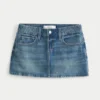 Fustă-pantalon mini din denim brodat, spălare medie Fustă-pantalon mini din denim brodat, spălare medie