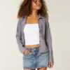 Fustă-pantalon mini din denim cu buzunar brodat cu stele Fustă-pantalon mini din denim cu buzunar brodat cu stele