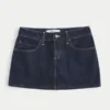 Fustă-pantalon mini din denim cu buzunare, în carouri, de culoare închisă, cu talie joasă Fustă-pantalon mini din denim cu buzunare, în carouri, de culoare închisă, cu talie joasă