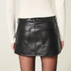 Fustă-pantalon mini din piele artificială Fustă-pantalon mini din piele artificială