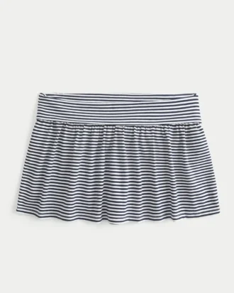 Fustă-pantalon mini din tricot plisat