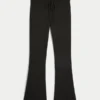 Gilly Hicks Pantaloni bootcut confortabili, cu model waffle Gilly Hicks Pantaloni bootcut confortabili, cu model waffle