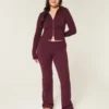 Gilly Hicks Pulover tricotat cu talie pliată și pantaloni bootcut Gilly Hicks Pulover tricotat cu talie pliată și pantaloni bootcut