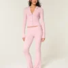 Gilly Hicks Pulover tricotat cu talie pliată și pantaloni bootcut Gilly Hicks Pulover tricotat cu talie pliată și pantaloni bootcut