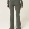 Gilly Hicks Pulover tricotat cu talie pliată și pantaloni bootcut Gilly Hicks Pulover tricotat cu talie pliată și pantaloni bootcut