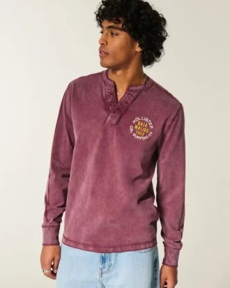 Grafică cu logo-ul Holiday Vault Release Henley