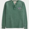 Grafică cu logo-ul Holiday Vault Release Henley