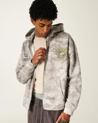 Hanorac cu glugă și imprimeu camuflaj Boxy Zip-Up University of Oregon Ducks Hanorac cu glugă și imprimeu camuflaj Boxy Zip-Up University of Oregon Ducks