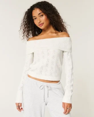 Hollister Pulover confortabil cu umeri decupați și cusături Hollister Pulover confortabil cu umeri decupați și cusături