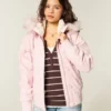 Jacheta bomber căptușită cu blană artificială Jacheta bomber căptușită cu blană artificială