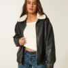 Jacheta bomber din piele artificială cu guler Sherpa Jacheta bomber din piele artificială cu guler Sherpa
