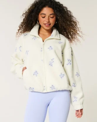 Jacheta brodată din fleece Sherpa