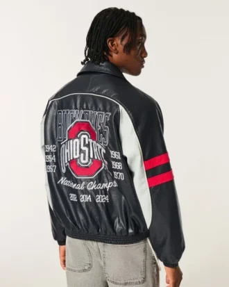 Jacheta cu imprimeu Ohio State University Buckeyes din piele artificială Jacheta cu imprimeu Ohio State University Buckeyes din piele artificială