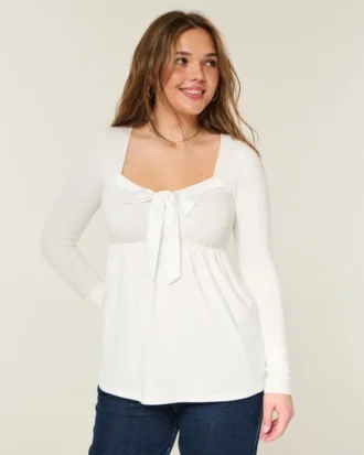 Lansare Holiday Vault Top babydoll din tricot cu satin și legătură în față Lansare Holiday Vault Top babydoll din tricot cu satin și legătură în față