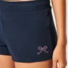 Mini pantaloni scurți din fleece cu imprimeu grafic Mini pantaloni scurți din fleece cu imprimeu grafic
