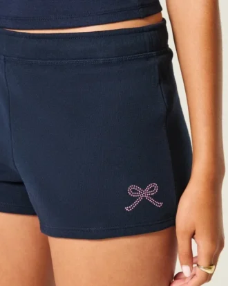 Mini pantaloni scurți din fleece cu imprimeu grafic