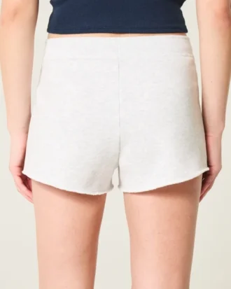 Mini pantaloni scurți din fleece cu imprimeu numeric