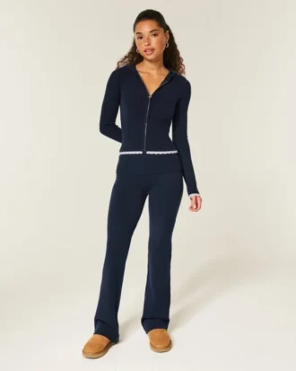 Pantaloni bootcut cu pliu din tricot Gilly Hicks