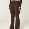 Pantaloni bootcut cu pliu din tricot Gilly Hicks Pantaloni bootcut cu pliu din tricot Gilly Hicks