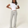 Pantaloni de trening bootcut Pantaloni de trening bootcut