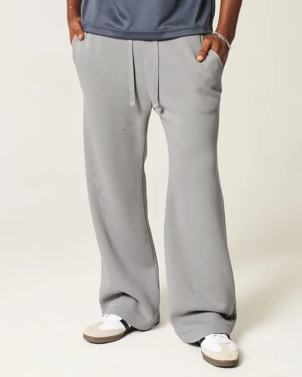 Pantaloni de trening bootcut Pantaloni de trening bootcut