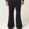 Pantaloni de trening bootcut Pantaloni de trening bootcut