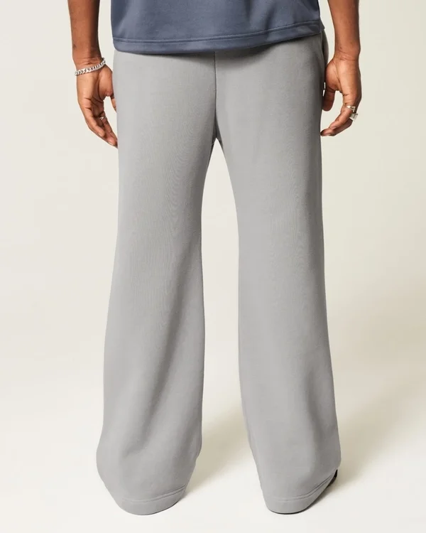 Pantaloni de trening bootcut Pantaloni de trening bootcut
