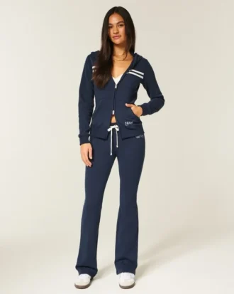 Pantaloni de trening bootcut cu grafică numerică