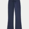 Pantaloni de trening bootcut cu grafică Senior ’26 Pantaloni de trening bootcut cu grafică Senior ’26