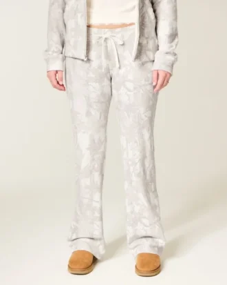 Pantaloni de trening camuflați
