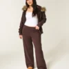 Pantaloni de trening cu buzunar în formă de inimă și croi larg Pantaloni de trening cu buzunar în formă de inimă și croi larg