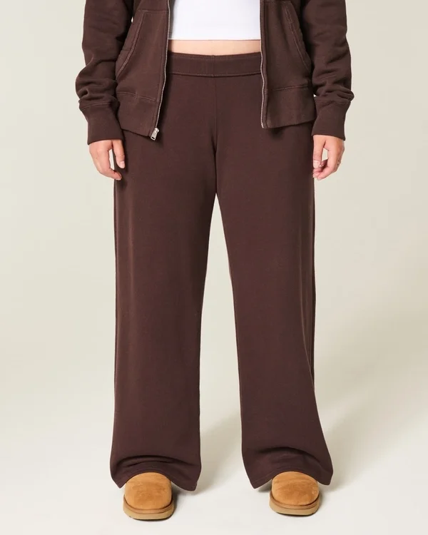 Pantaloni de trening cu buzunar în formă de inimă și croi larg Pantaloni de trening cu buzunar în formă de inimă și croi larg
